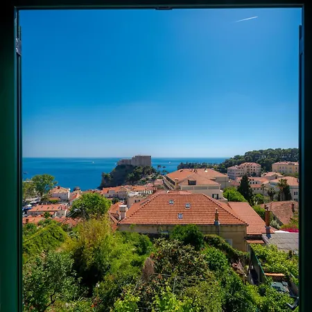 Apartament Inheritance