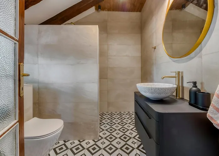 Apartament Inheritance